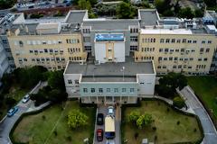 Κοροναϊός - Ελλάδα: Απάτη με «αρνητικά» τεστ του ϊού - Έμπαιναν στο νοσοκομείο με πλαστές βεβαιώσεις των 10 ευρώ