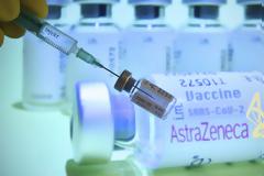 Μπλόκο της Κομισιόν στην AstraZeneca: Δεν θα αγοράσει επιπλέον εμβόλια