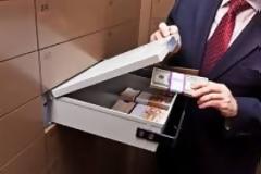 Τέλος στο κυνήγι από την Εφορία για το χρήμα που βγαίνει από τα σεντούκια