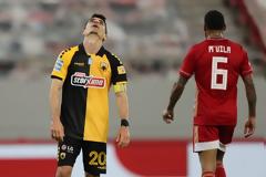 Σπάει όλα τα αρνητικά ρεκόρ στα ντέρμπι η ΑΕΚ