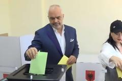 Αλβανία: Αυτοδυναμία Έντι Ράμα στις βουλευτικές εκλογές