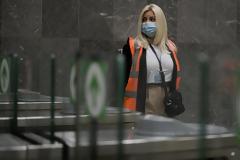 Καταγγελίες για ελλιπή τήρηση των πρωτοκόλλων προστασίας από εργαζομένους του μετρό.