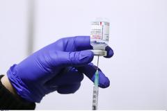 Εμβόλιο BioNTech/Pfizer: Τρίτη δόση μετά από 9-12 μήνες για προστασία 100%
