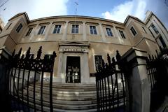 Συντάξεις: Απόφαση «βόμβα» για τα εφάπαξ – Εκτός υπολογισμού 13ος και 14ος μισθός – Ψαλίδι έως 10.870€.