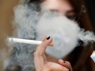 Φωτογραφία για Το παθητικό κάπνισμα φαίνεται να αυξάνει τον κίνδυνο καρκίνου του στόματος
