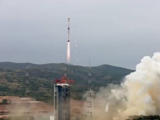 Φωτογραφία για Ανησυχία για κινεζικό πύραυλο που βρίσκεται εκτός ελέγχου και κατευθύνεται στη Γη