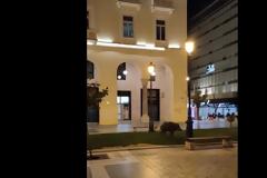 Αγριογούρουνο κόβει βόλτες στο κέντρο της Θεσσαλονίκης (Video)