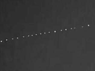 Φωτογραφία για Ορατοί στον ουρανό της Κοζάνης δορυφόροι του Έλον Μασκ για γρήγορο Ίντερνετ