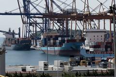 COSCO: Επενδυτικά σχέδια 300 εκατ. ευρώ για το λιμάνι του Πειραιά-  Η συμβολή του σιδηροδρόμου στην ανάπτυξη του.