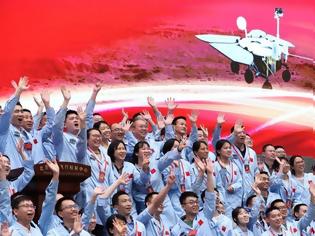 Φωτογραφία για Κίνα: Προσεδάφισε με επιτυχία το Zhurong στον Άρη