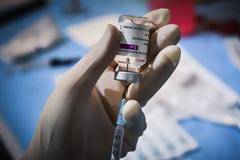 Εμβόλια Pfizer και AstraZeneca: Τα ποσοστά των αντισωμάτων. Η σημασία της 2ης δόσης