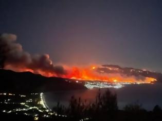 Φωτογραφία για Φωτιά Κορινθία: Σοκαριστική εικόνα δείχνει το μέγεθος της πυρκαγιάς (Pic)