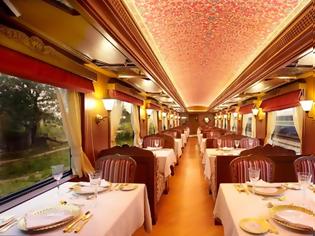 Φωτογραφία για Ταξίδι με το Εξπρές του Μαχαραγιά, από τα πιο ακριβά τρένα στον κόσμο.