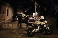 Εμπρηστικές επιθέσεις σε καταστήματα της συζύγου του Ν. Χαρδαλιά