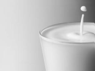 Φωτογραφία για Η συχνή κατανάλωση γάλακτος δεν αυξάνει τη χοληστερίνη, μάλλον τη μειώνει