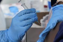 Βέλγιο: Μπλοκάρει τους εμβολιασμούς με J&J για τους κάτω των 41 μετά το θάνατο γυναίκας