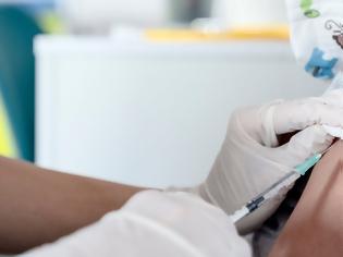 Φωτογραφία για Κορωνοϊός: Τι θα γίνει με τον εμβολιασμό των παιδιών 12-15 ετών