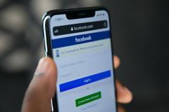 Το Facebook θα «μοιράζει λιγότερο» αναρτήσεις χρηστών που αναρτούν επανειλημμένα fake news
