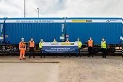Η TRANSWAGGON παραδίδει βαγόνια και εμπορευματοκιβώτια στη Mercer Holz.