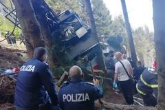 Ιταλία: Σοκάρουν τα πρώτα λόγια του 5χρονου που έχασε όλη την οικογένειά του στην τραγωδία του τελεφερίκ