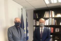 Συνάντηση του Δημάρχου Ι.Π. Μεσολογγίου Κώστα Λύρου με τον Αν. Υπουργό Ανάπτυξης Νίκο Παπαθανάση