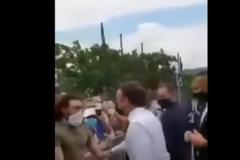 Γαλλία: Άνδρας χαστούκισε τον Εμανουέλ Μάκρον (Video)