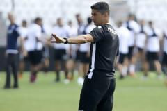 Ο Λουτσέσκου αξιολογεί το ρόστερ του ΠΑΟΚ