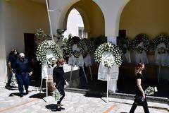 Γλυκά Νερά: Φίλος της οικογένειας - «Η σκηνή στην κηδεία που μάς έβαλε σε σκέψεις για τον Μπάμπη»