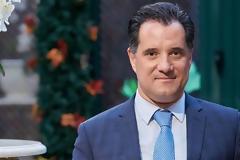 Γεωργιάδης: Τη Δευτέρα ανακοινώσεις για κλειστούς χώρους. Τι είπε για εμβολιασμούς και προνόμια