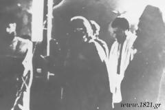 Στο κεφάλι του νεοφώτιστου καθόταν ένα λευκό περιστέρι!(Μονή Χιλανδαρίου)