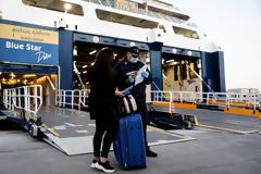 Μετακινήσεις στα νησιά: Μόνο με Green Pass, αρνητικό PCR ή rapid test - Τι ισχύει για τα παιδιά