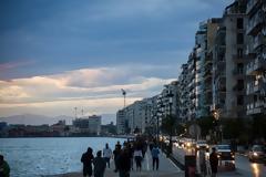 Τα νέα μέτρα που θα ισχύσουν από Δευτέρα, πού πρέπει να φοράμε διπλή μάσκα
