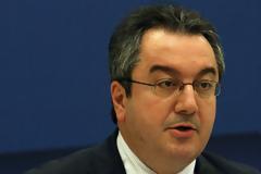 Αισιόδοξος ο Μόσιαλος για τα εμβόλια και την μετάλλαξη Δέλτα: 
