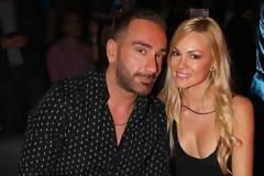 Βίκυ Κάβουρα: «Με τον Νίκο Κοκλώνη δεν είμαστε όπως παλιά»