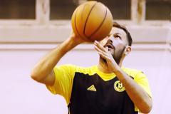 Ο Φώτσης συνεχίζει στα 40 του στον Ηλυσιακό
