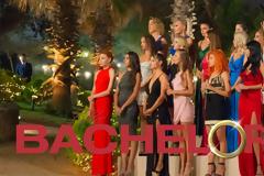 The Bachelor 2: Δείτε την εντυπωσιακή βίλα που φιλοξενεί 21 γυναίκες...