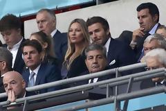 Euro 2020, Ιταλία - Αγγλία: Μπέκαμ, Τομ Κρουζ και Θεοδωρίδης στις εξέδρες του Γουέμπλεϊ