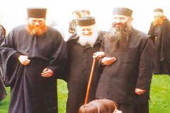 Ηχητικό ντοκουμέντο συνομιλίας του Αγίου Σωφρόνιου με τον Γέροντα Εφραίμ τον Βατοπαιδινό