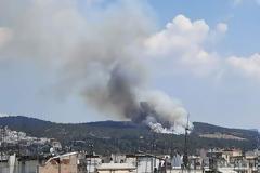 Εστίες φωτιάς σε 4 σημεία εντόπισαν οι πυροσβέστες στο Σέιχ Σου