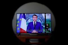 Γαλλία: Τρέχουν όλοι να εμβολιαστούν μετά το διάγγελμα Μακρόν - «Έπεσε» το σύστημα ηλεκτρονικών ραντεβού
