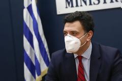 Κικίλιας: Έτσι θα αμείβονται γιατροί-φαρμακοποιοί για εμβολιασμούς και κλείσιμο ραντεβού