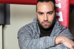 «Άσε μας ρε μαμά»: Η πλοκή της νέας σειράς που θα δούμε τον Κώστα Φραγκολιά