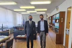 Μπουκώρος: Συνδέσεις λιμανιού και ΒΙ.ΠΕ., τρενάκι Πηλίου και επεκτάσεις σιδηροδρομικής γραμμής.