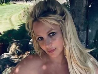 Φωτογραφία για Britney Spears: Ποζάρει τόπλες και ανάβει φωτιές (Pic)
