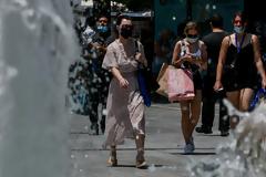 Καιρός: «Καμίνι» από την Τετάρτη η χώρα - Δείτε πού θα «σκαρφαλώσει» ο υδράργυρος