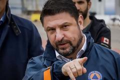 Οργή Χαρδαλιά για τους αντιεμβολιαστές: «Παίζουν και με τις ζωές των άλλων»