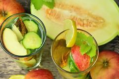 Νερό detox με αγγούρι, ένα ισχυρότατο αποτοξινωτικό και ιδανικό ρόφημα για τον καύσωνα
