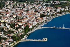 Σύλλογος γυναικών Αστακού : Γυναικείες Δημιουργίες και τα Τοπικά Προϊόντα στην παραλία Αστακού