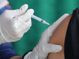 Φωτογραφία για CDC: Νέες οδηγίες για διαγνωστικούς ελέγχους στους πλήρως εμβολιασμένους