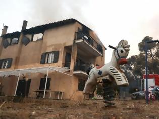 Φωτογραφία για Βαρυμπόμπη: 80 καμένα σπίτια ο έως στιγμής απολογισμός από την καταστροφική φωτιά